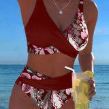 Bikini sa Kontrastnim Cvetnim Bojama