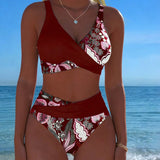 Bikini sa Kontrastnim Cvetnim Bojama