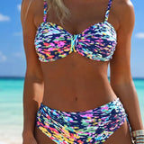 Bikini sa Apstraktnim Šarama i Tankim Trakama