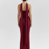 Malu | Elegancija koja plamti mesečinom