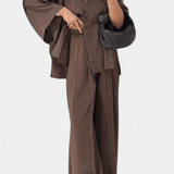Eli | Oversize set – top sa V izrezom i ravne pantalone