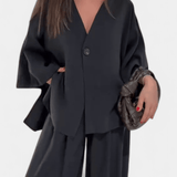 Eli | Oversize set – top sa V izrezom i ravne pantalone
