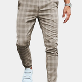 Ståle | Udobne Pantalone Na Karo Za Muškarce