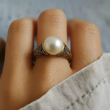 Meridia | Elegantan vintage prsten sa prirodnim biserima