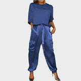 Irena™ | Satenski set sa slobodno padajućom bluzom i kargo pantalonama